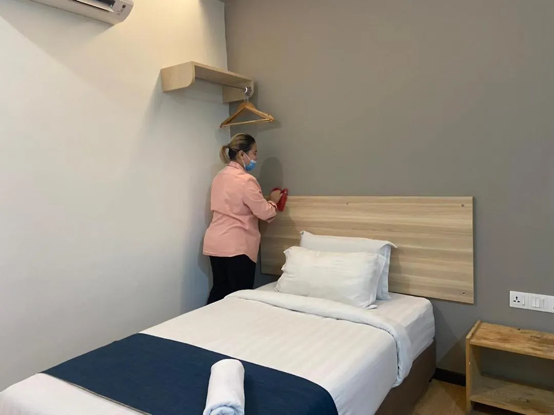 1Orange Hotel Sri Petaling Kuala Lumpur 2*,
